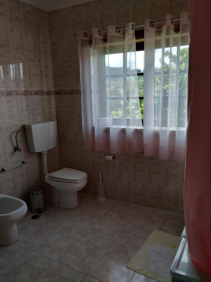 Вилла Quinta Do Cabeco Фигейро-душ-Виньюш Экстерьер фото