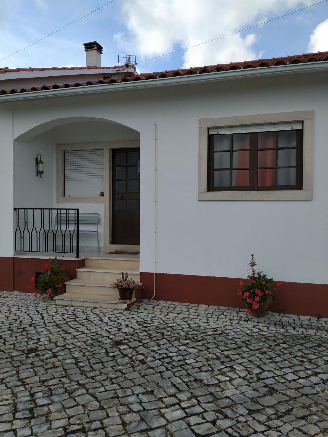 Вилла Quinta Do Cabeco Фигейро-душ-Виньюш Экстерьер фото
